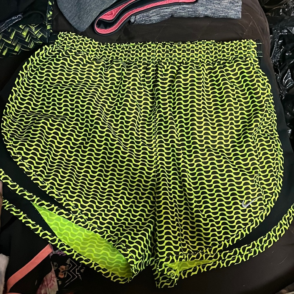 Running dri-fit shorts